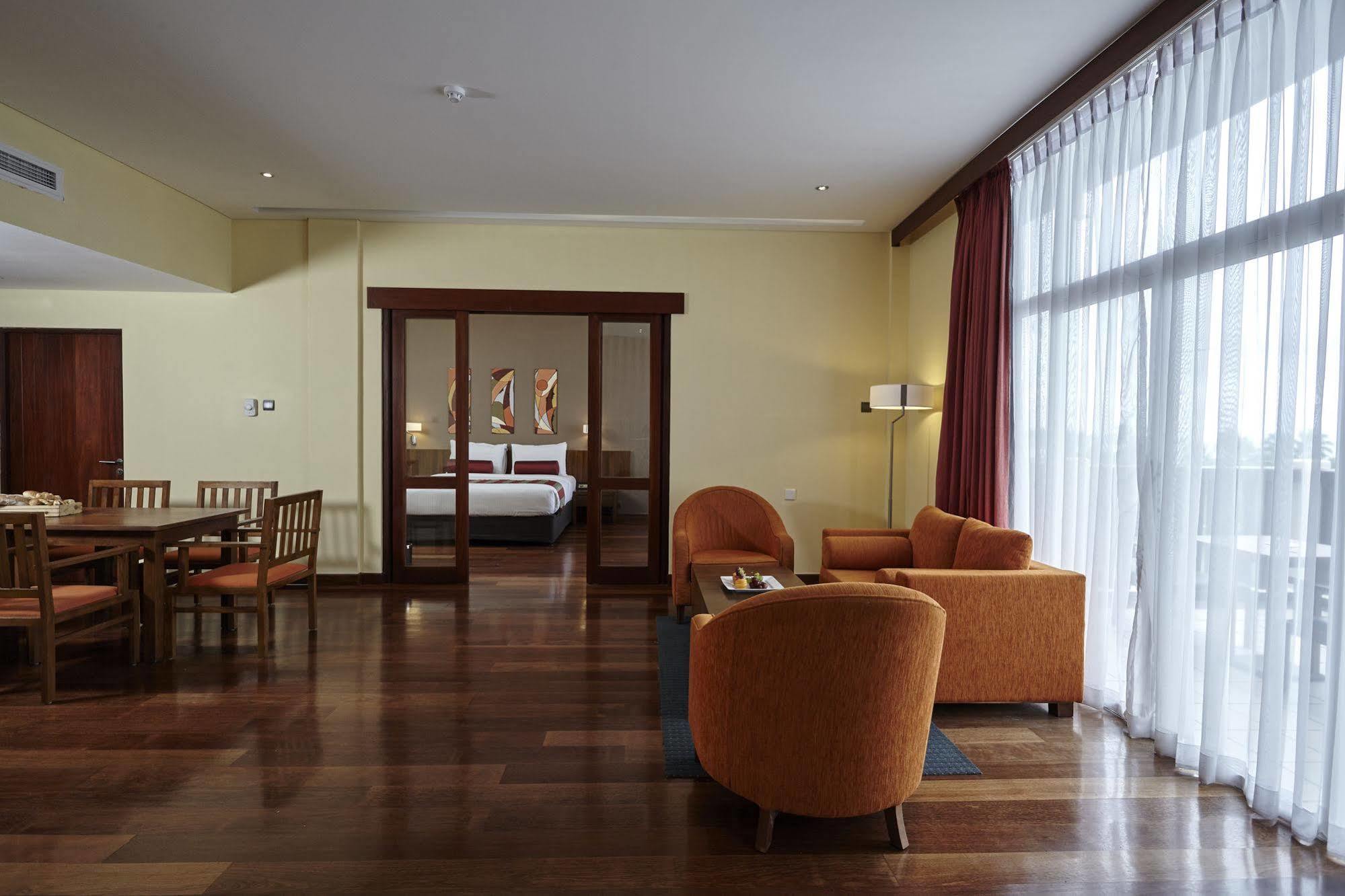 Hotel Turyaa Kalutara Exteriér fotografie